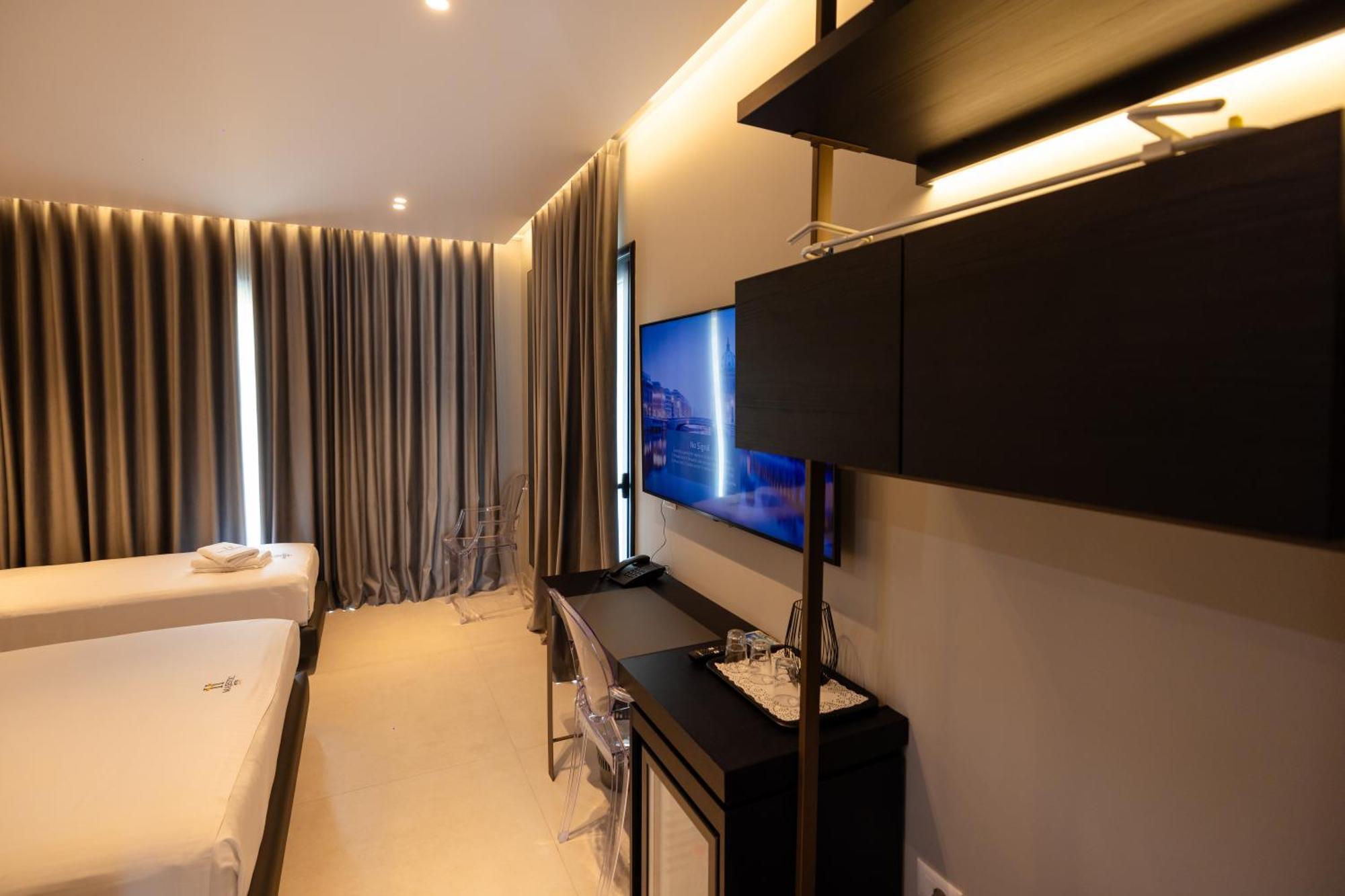 Hotel Majestic Radhima Kültér fotó
